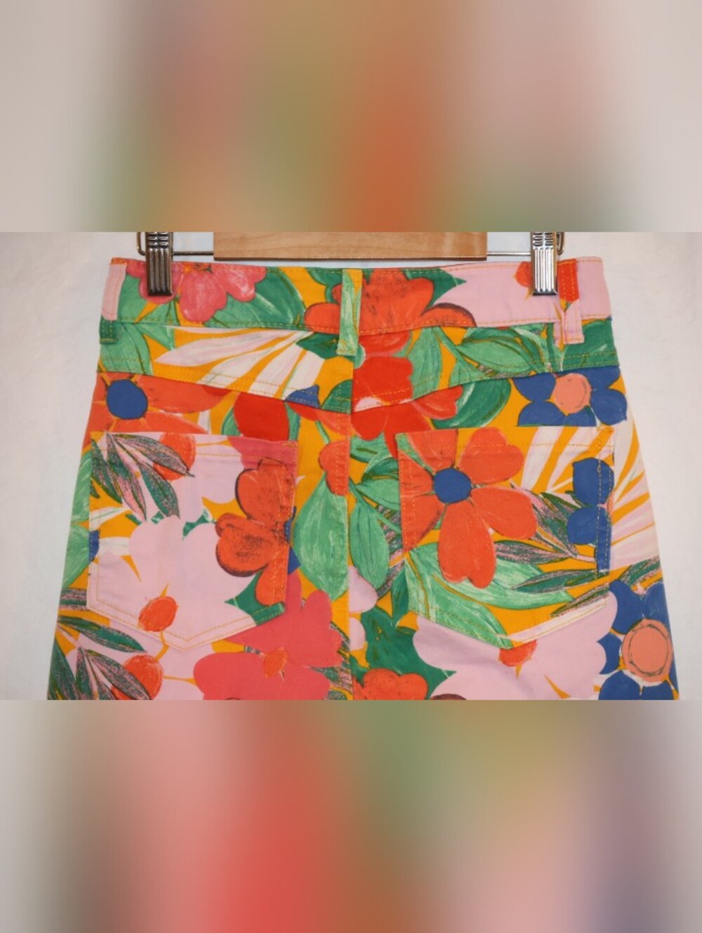 Gianni Bini Multicolored Floral Print Wide-Leg Jeans. - Picture 5 of 8